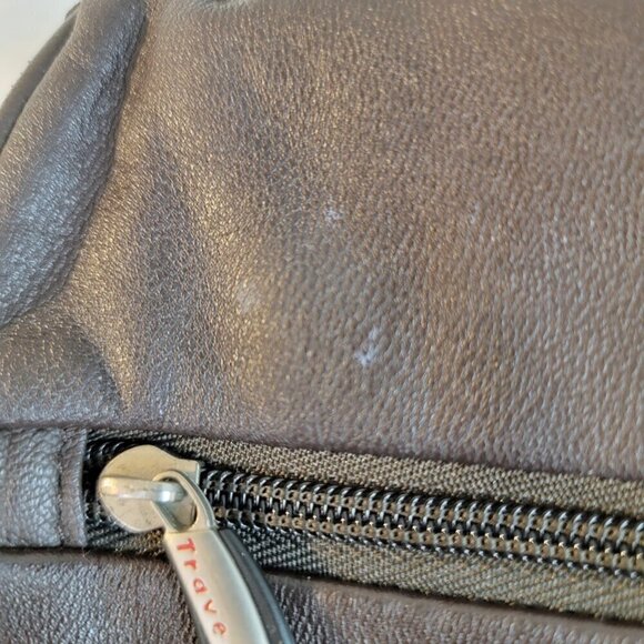 Travelon Crossbody Messenger-style Shoulder Bag - Perfect for Travelers - Picture 13 of 13